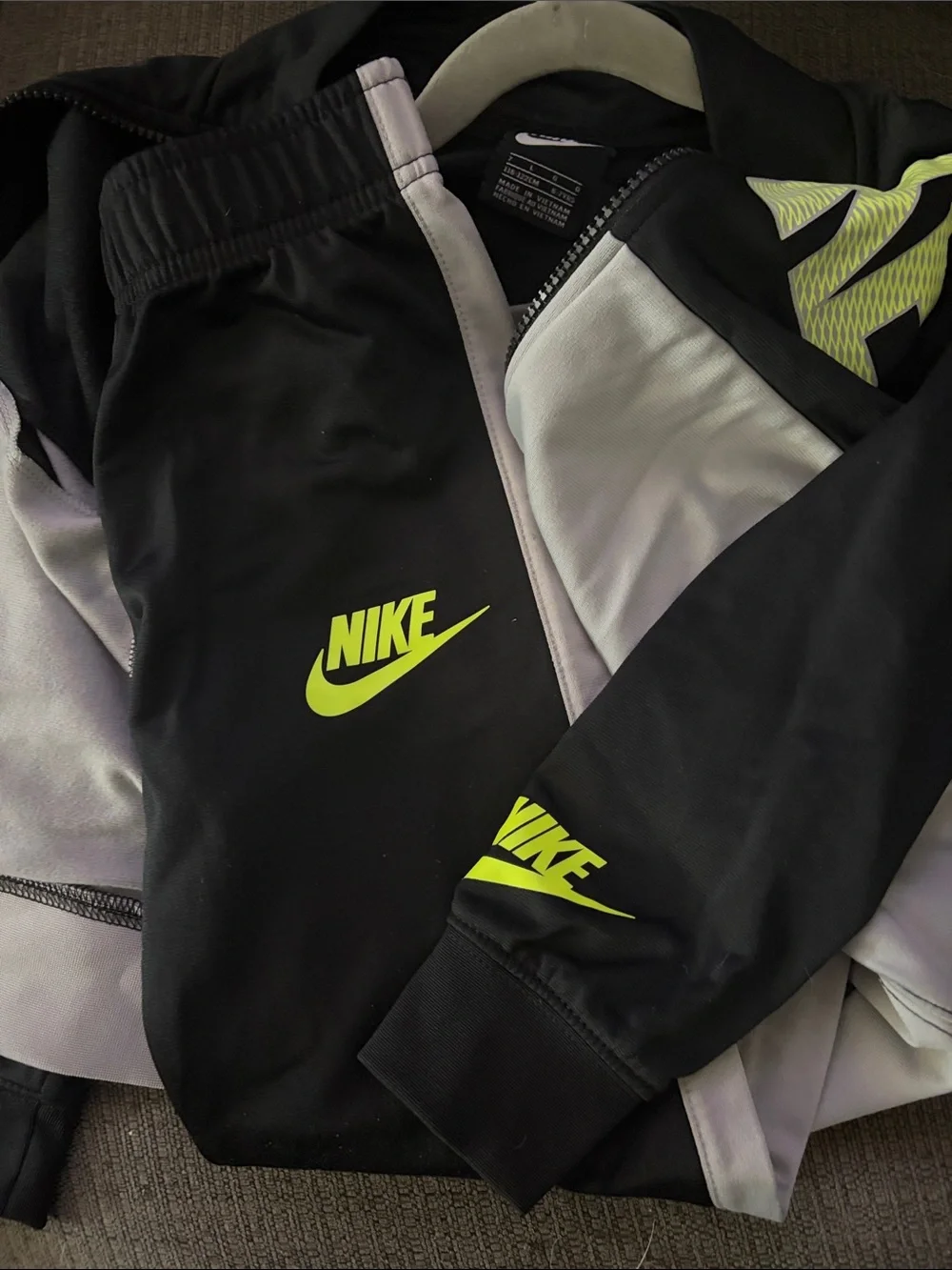Nike lightweight performance